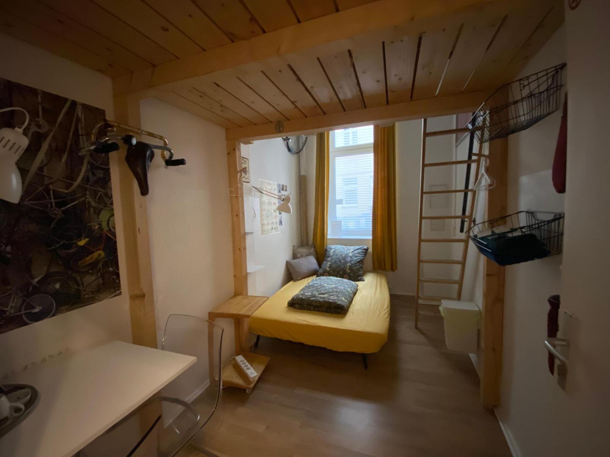 Hostel Kiez *